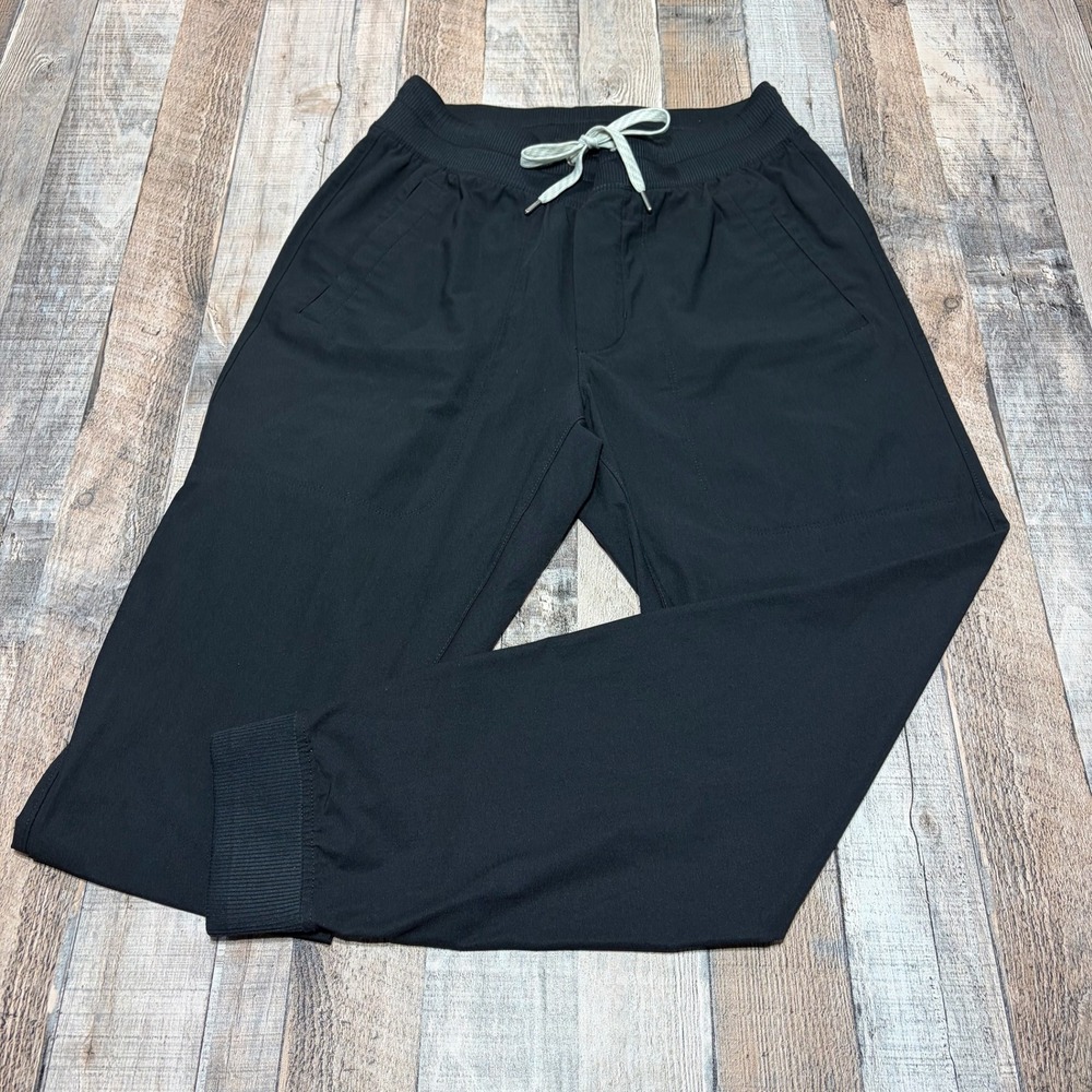 Vuori Joggers Men Small Black Performance Tapered Activewear Gorpcore Techwear